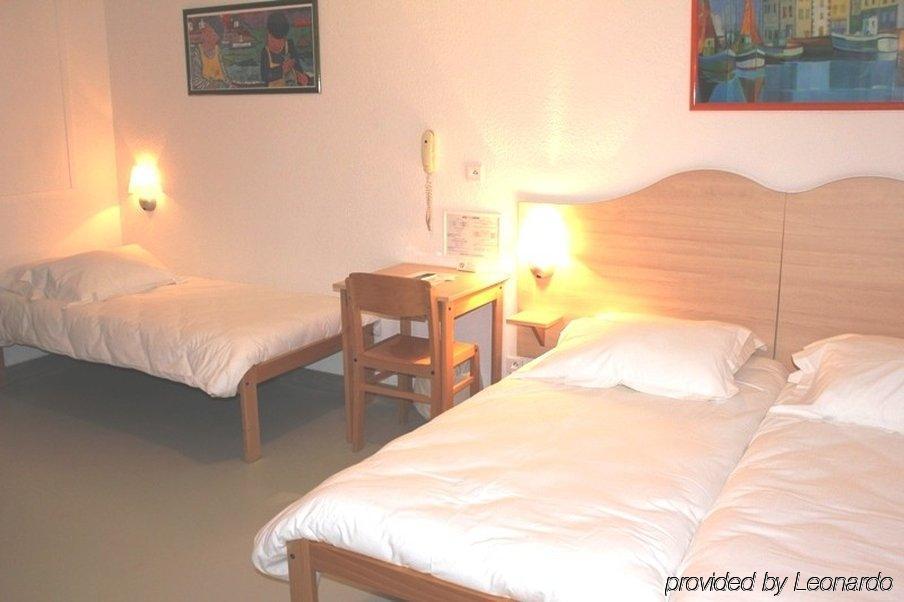 Le Poseidon Hotel La Seyne-sur-Mer Room photo