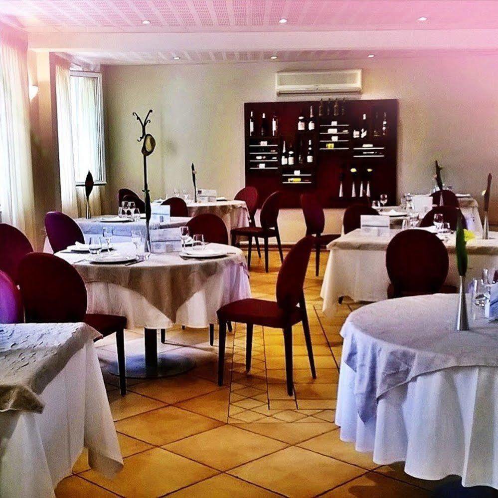 Le Poseidon Hotel La Seyne-sur-Mer Exterior photo